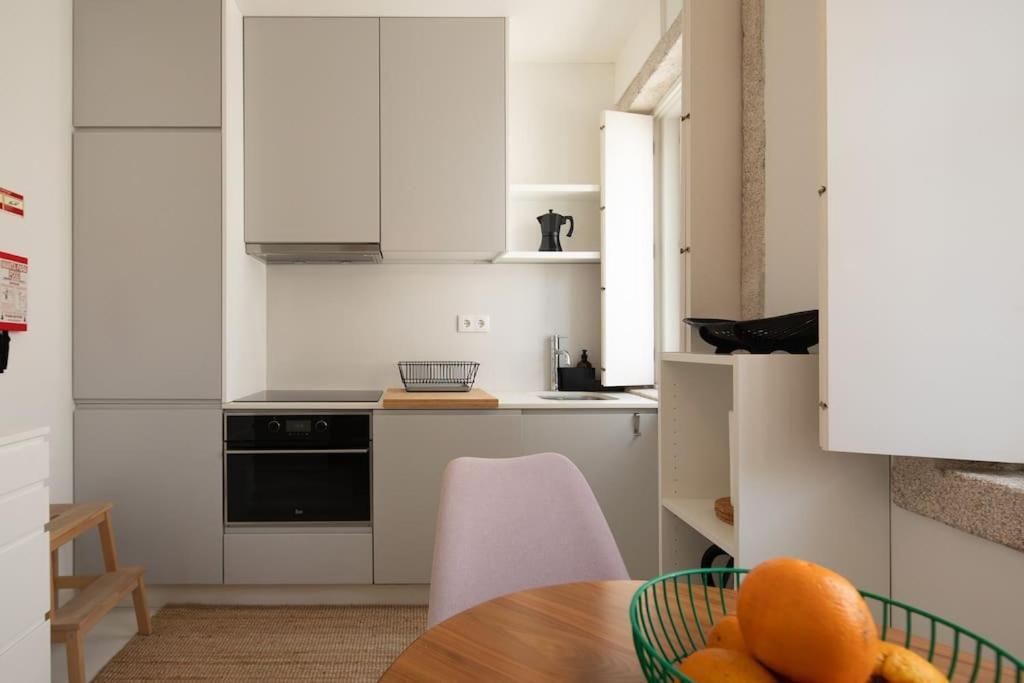 Cosy Minimalist Duplex Appartement