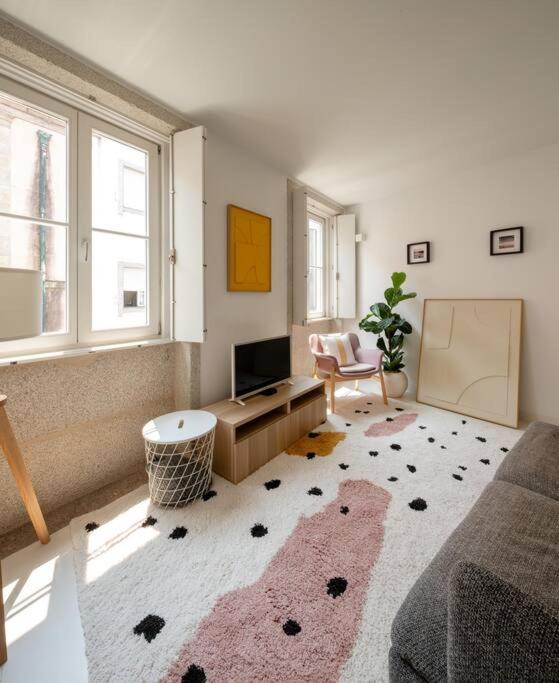 Cosy Minimalist Duplex Oporto